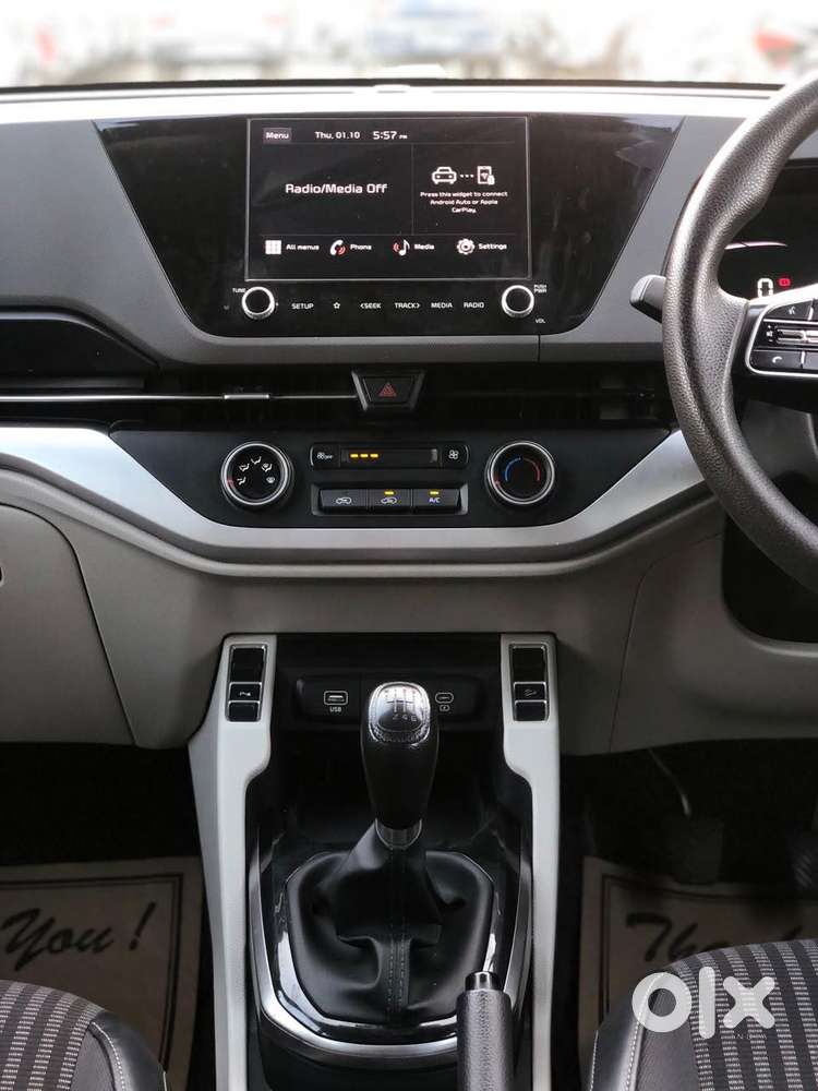 Kia Carens 1.5 Prestige 7 Str, 2023, Petrol