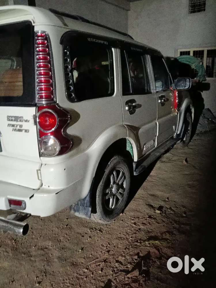 Mahindra Scorpio Vlx 2014