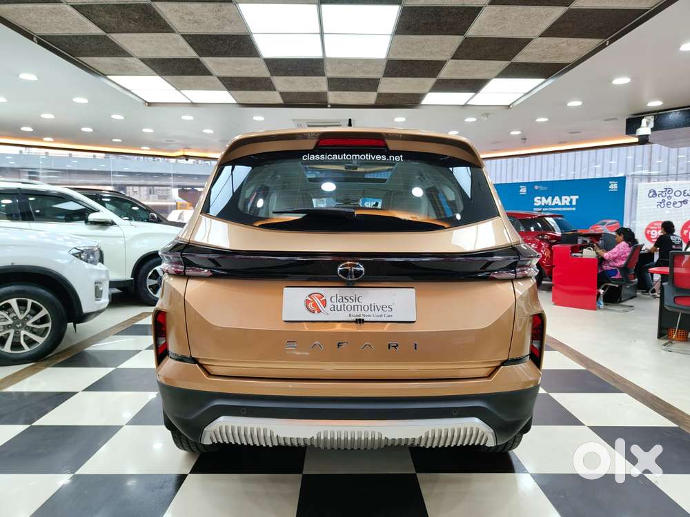 Tata Safari Accomplished Plus Dark Edition, 2024, Diesel