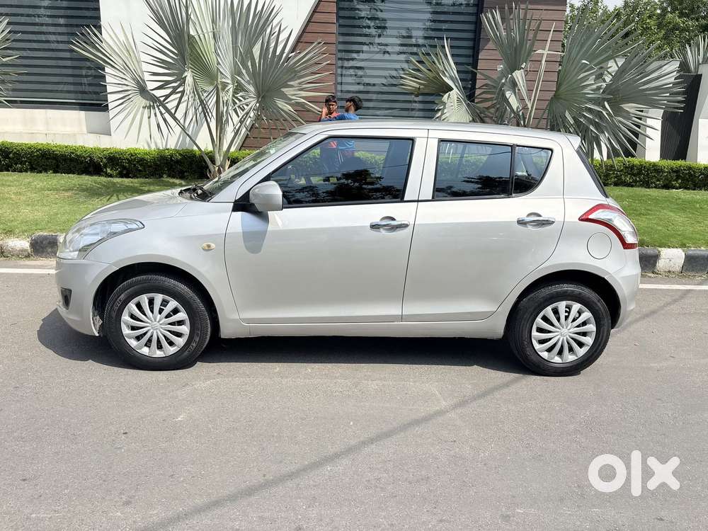 Maruti Suzuki Swift Lxi Option, 2012, Petrol