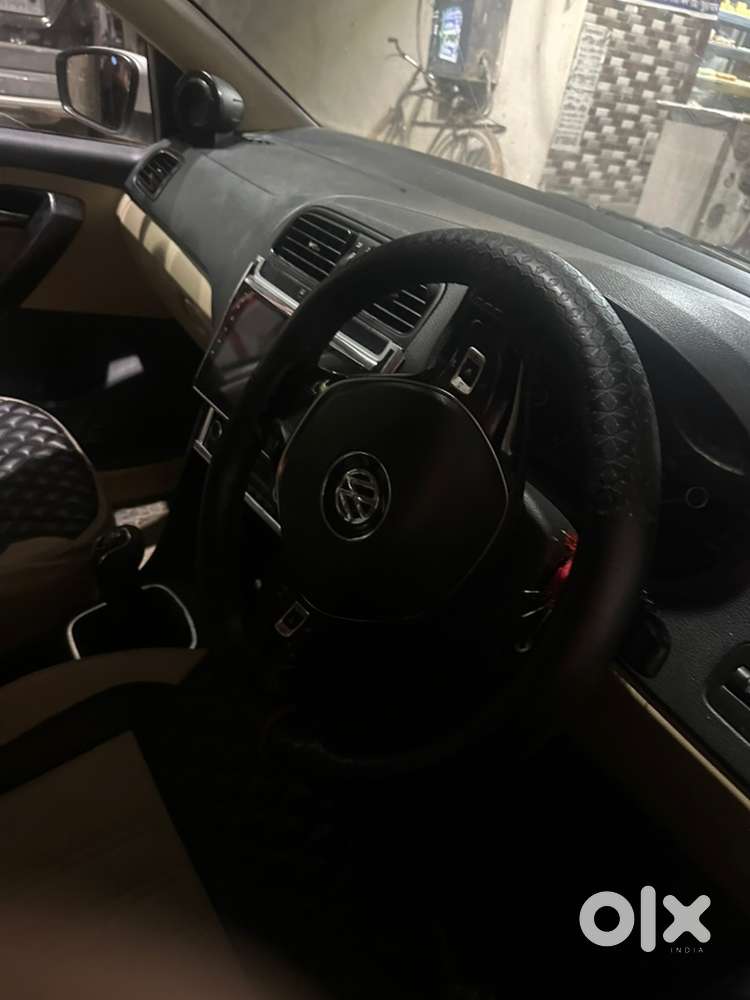 Volkswagen Polo Highline 2015