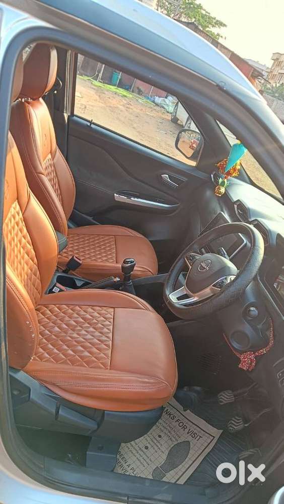 Nissan Magnite 1.0 Xv Executive Turbo Cvt, 2021, Petrol