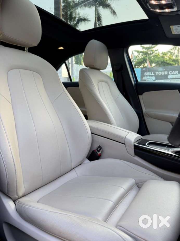 Mercedes-benz A-class Limousine 200, 2024, Petrol