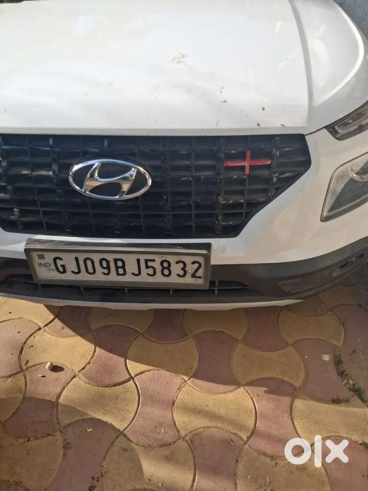 Hyundai Venue 2022 Car Model 1st Owner Fully Automatic