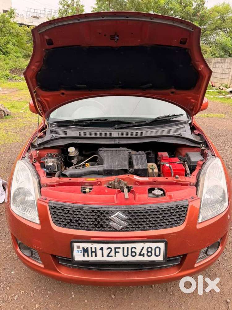Maruti Suzuki Swift Zxi Bsiv, 2010, Petrol