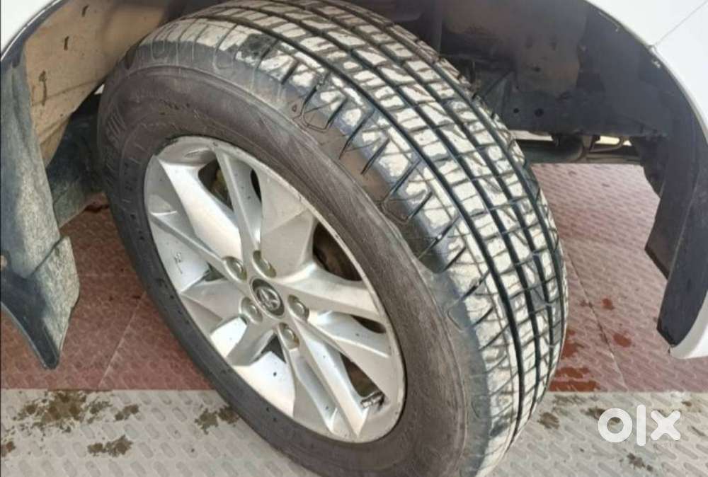 Toyota Innova Crysta 2.4 Gx Mt, 2018, Diesel