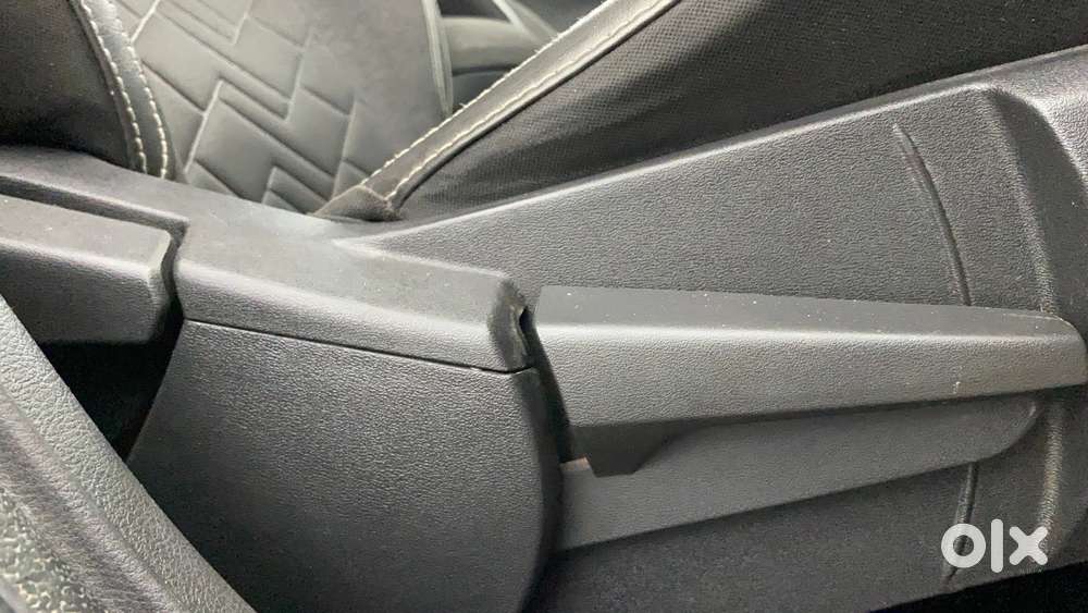 Nissan Magnite 1.0 Xv Turbo Cvt, 2021, Petrol