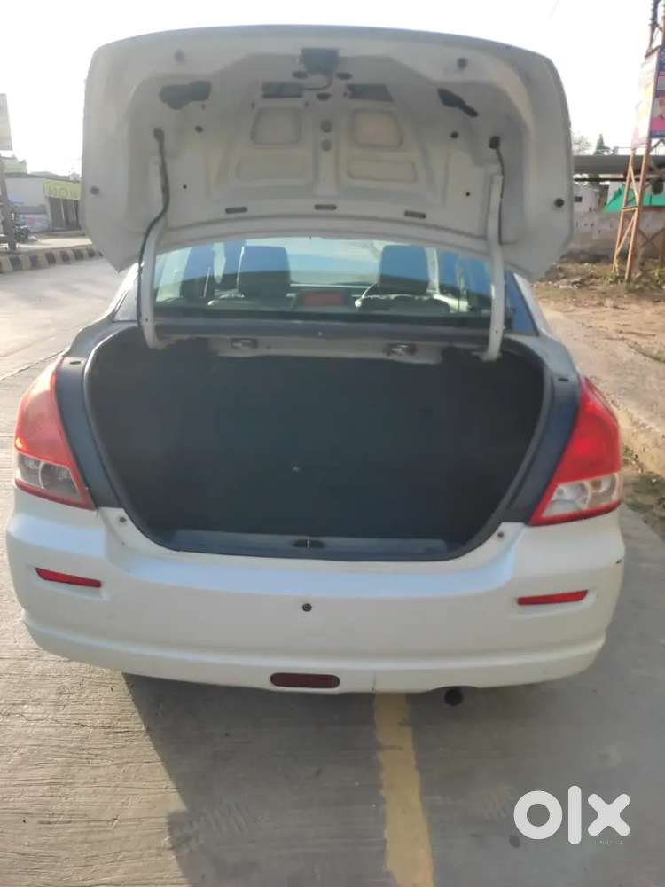 Swift Dzire 1.2 Lxi 2009 Model Car