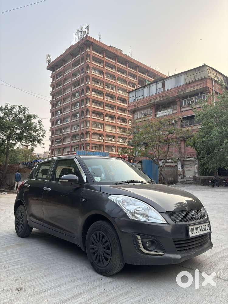 Maruti Suzuki Swift Vxi Optional, 2015, Petrol