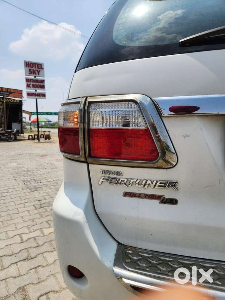 Toyota Car Diesel 2011 Year
