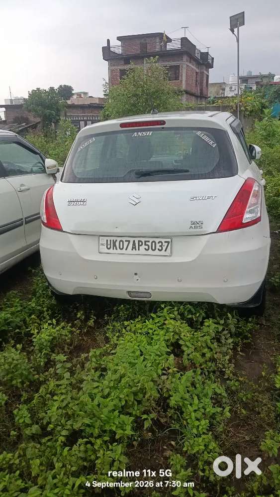 Maruti Suzuki Swift Petrol 2012