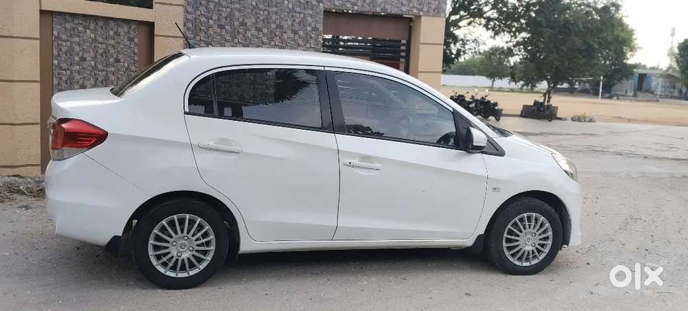 Honda Amaze 1.2 Petrol Manual 2016