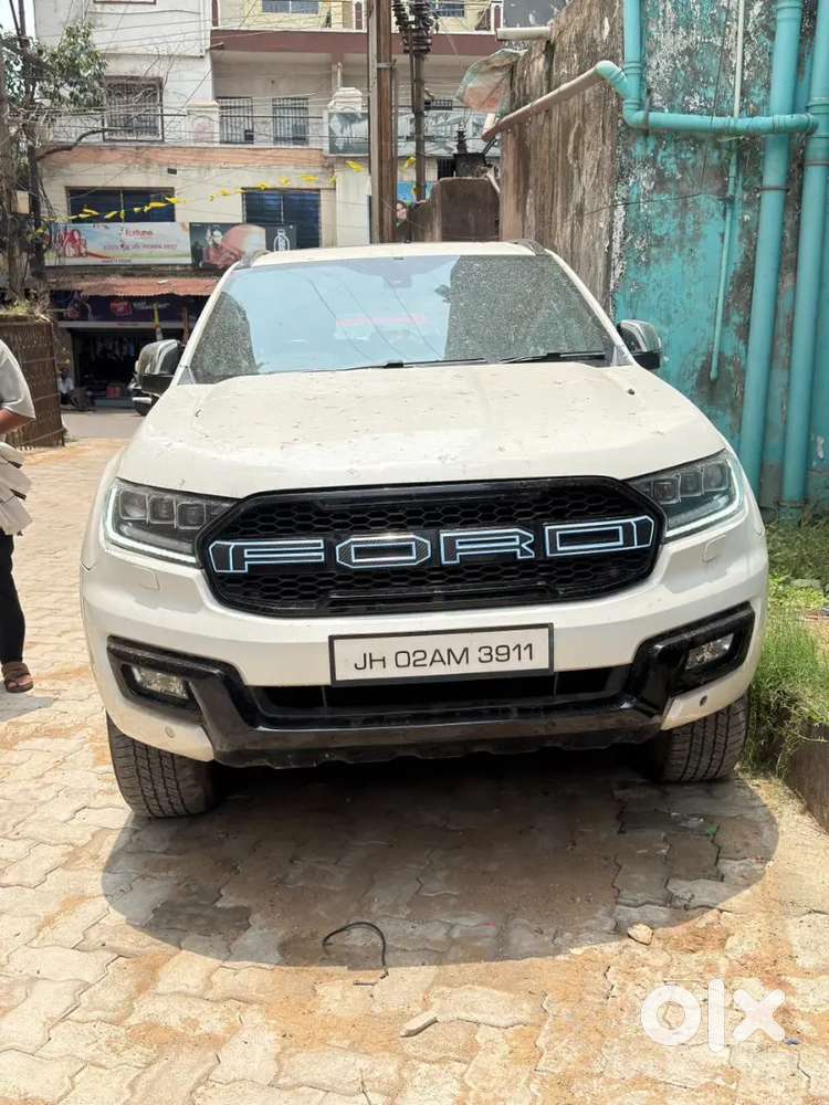 Ford Endeavour 2016 Diesel Well Maintained