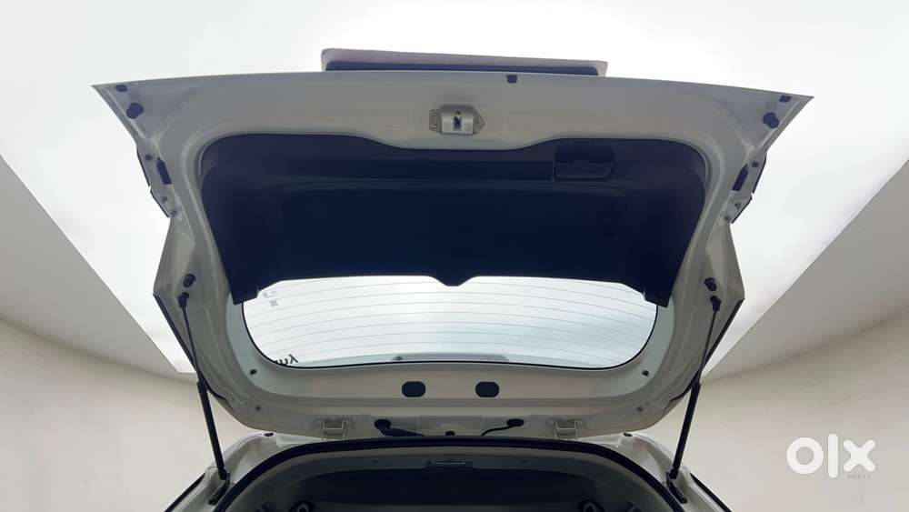 Maruti Suzuki Vitara Brezza 1.5 Lxi, 2024, Petrol