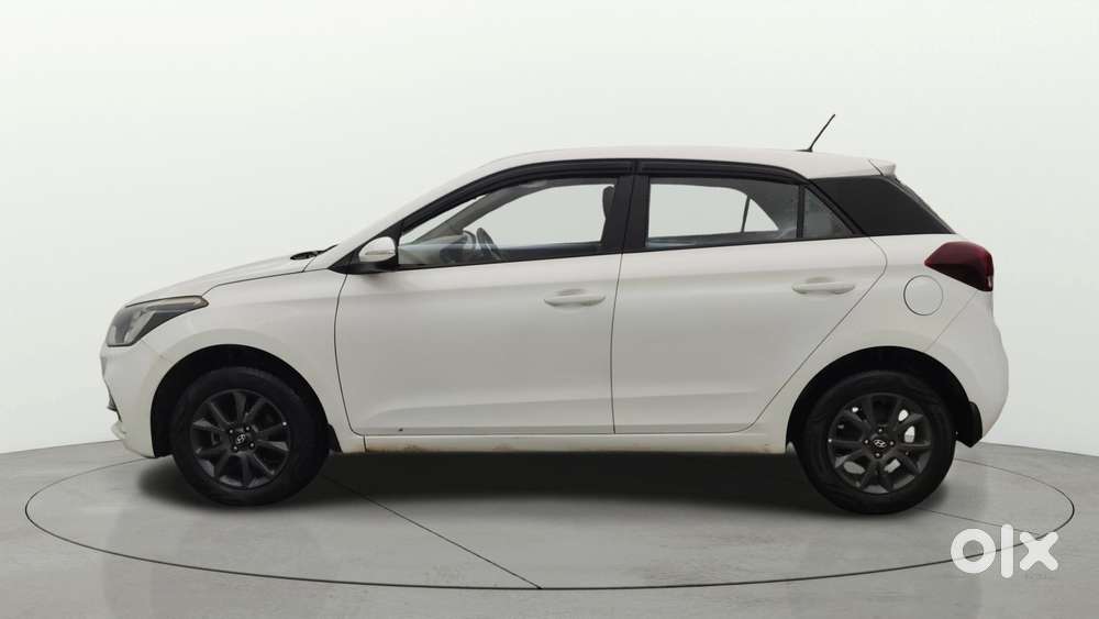 Hyundai Elite I20 Sportz Plus, 2020, Petrol