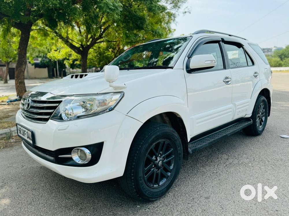 Toyota Fortuner 4x4 At, 2015, Diesel