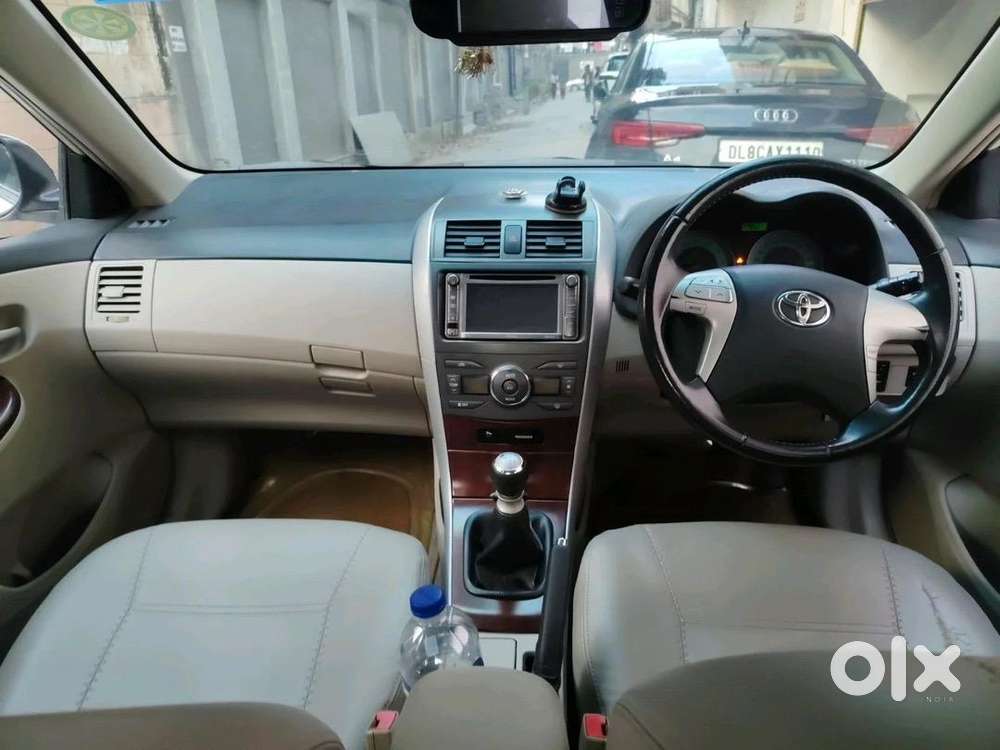 Toyota Corolla Altis G 2011 December Dl Reg