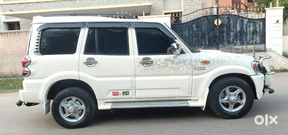 Mahindra Scorpio 2009-2014 Vlx 2wd Abs At Bsiii, 2011, Diesel