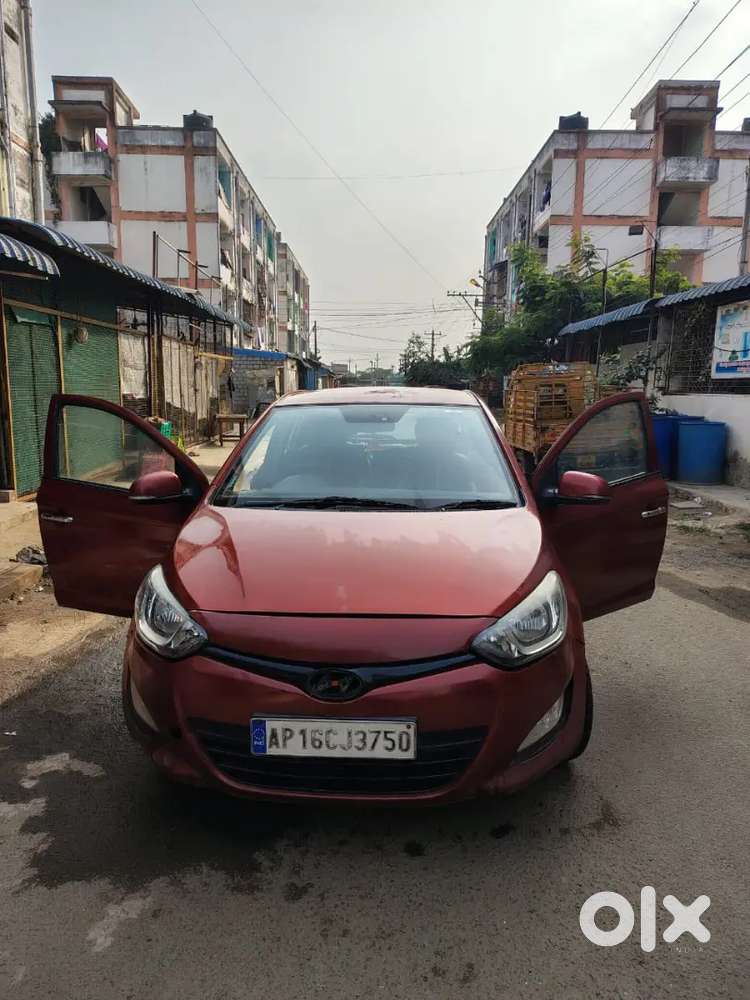 Hyundai I20