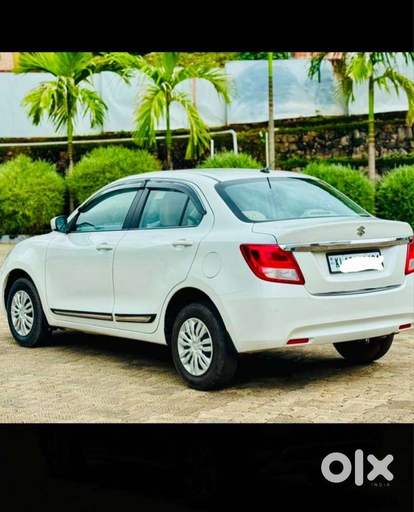 Maruti Suzuki Swift Dzire Vxi Optional, 2022, Petrol