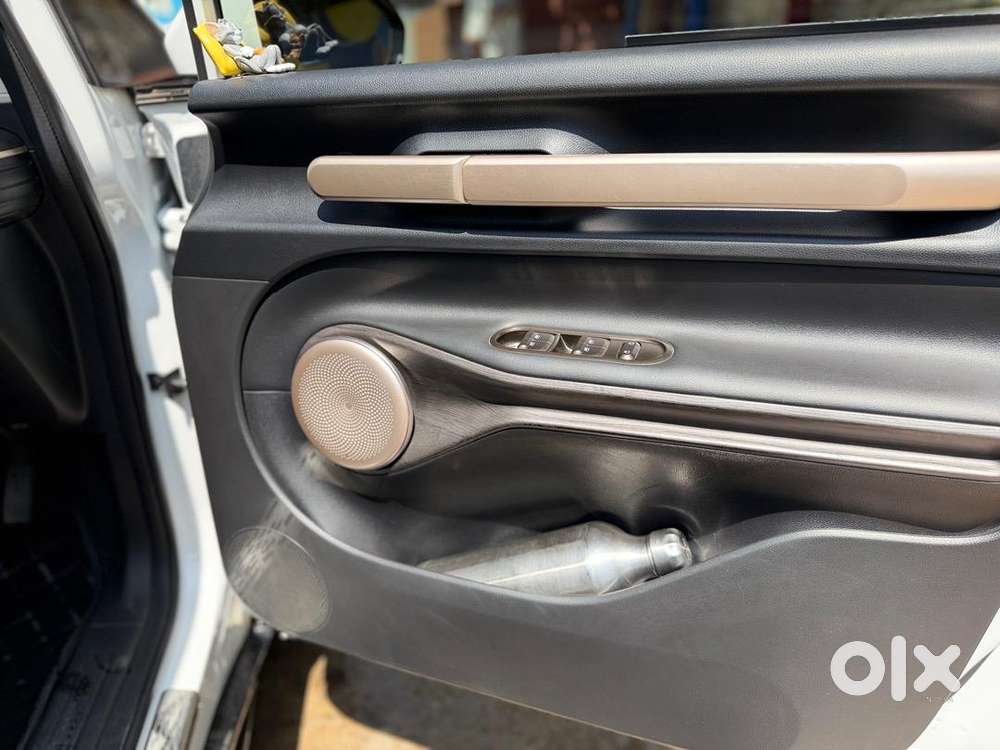 Mg Windsor Ev 2025 Electric Good Condition