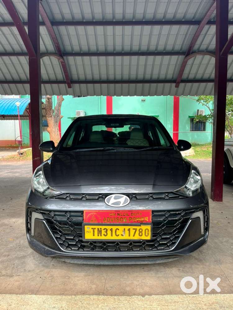 Hyundai Aura 2024 Km Driven
