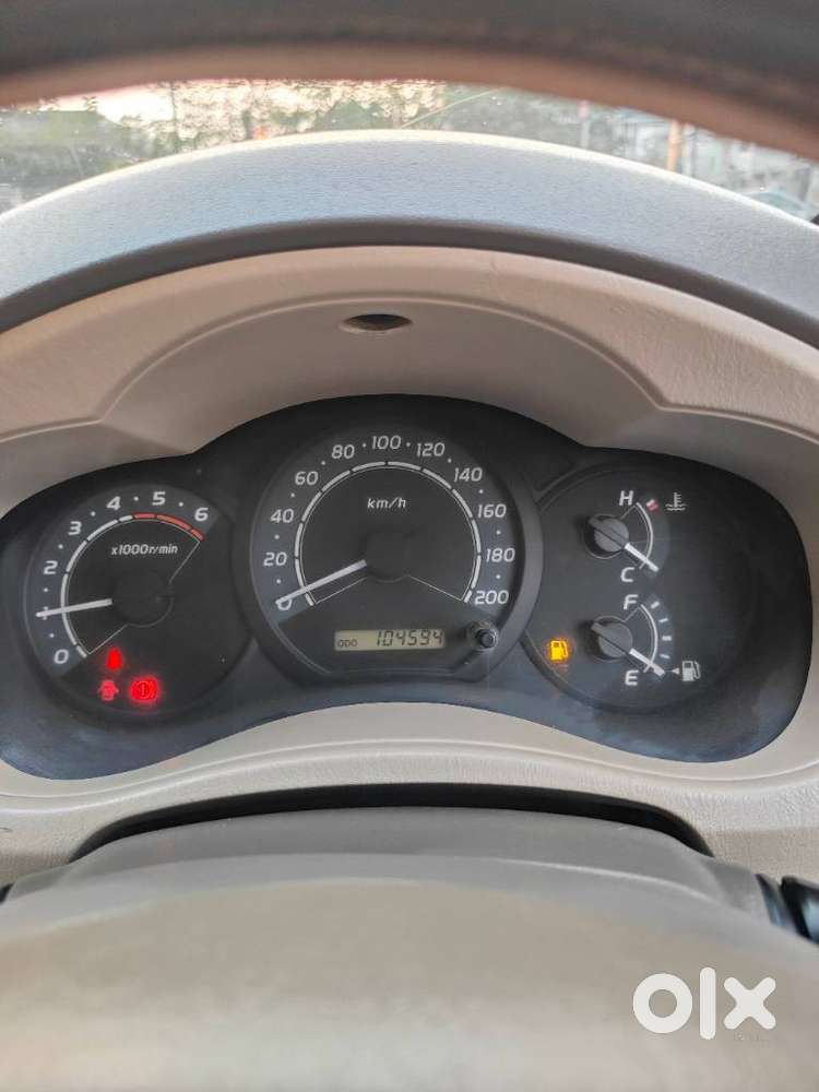 Toyota Innova 2004-2011 2.5 G4 Diesel 8-seater, 2007, Diesel