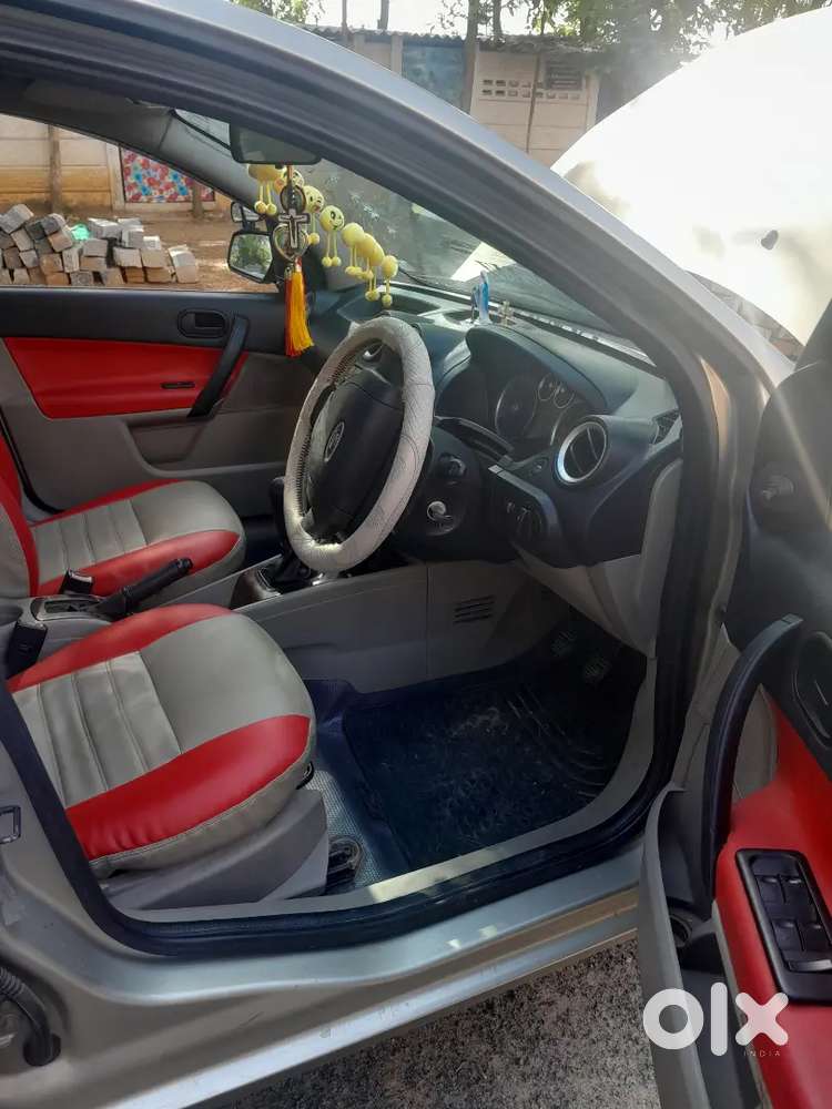 Ford Fiesta 2012 Style