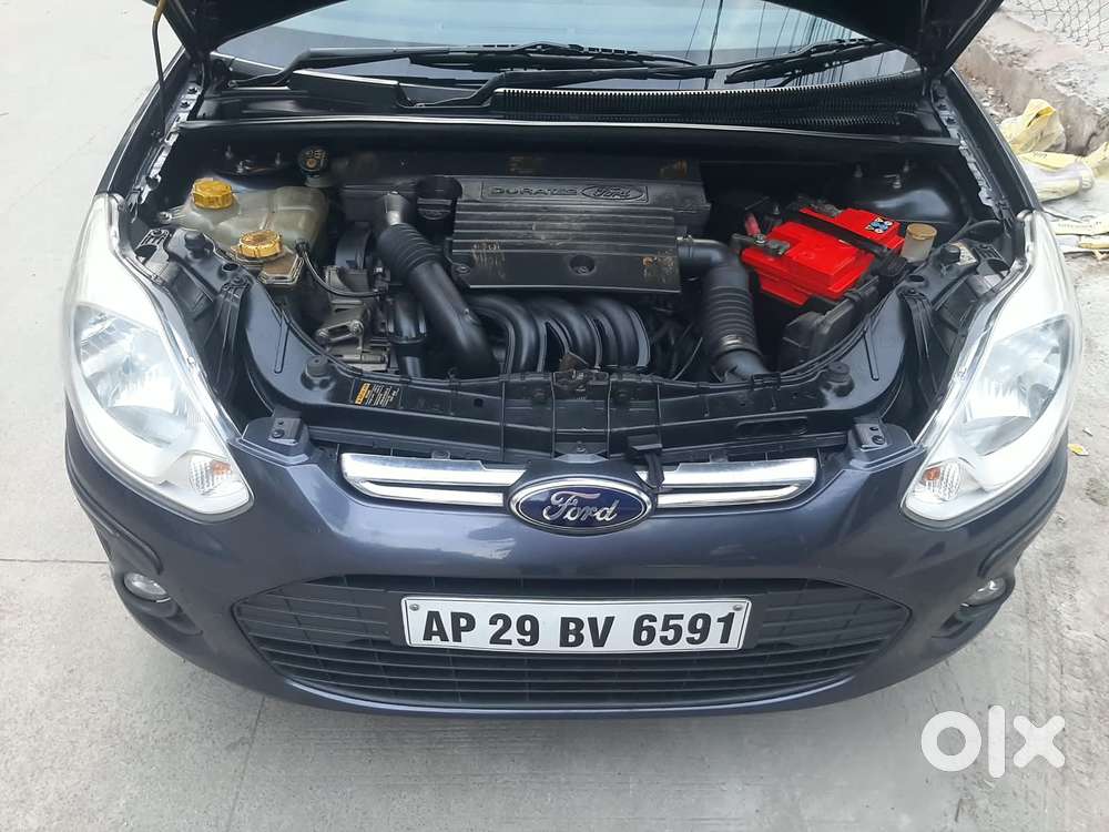 Ford Figo Petrol Zxi, 2013, Petrol