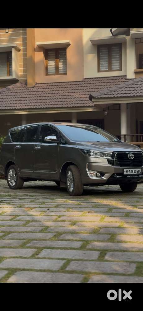 Toyota Innova Crysta 2.5z, 2016, Diesel