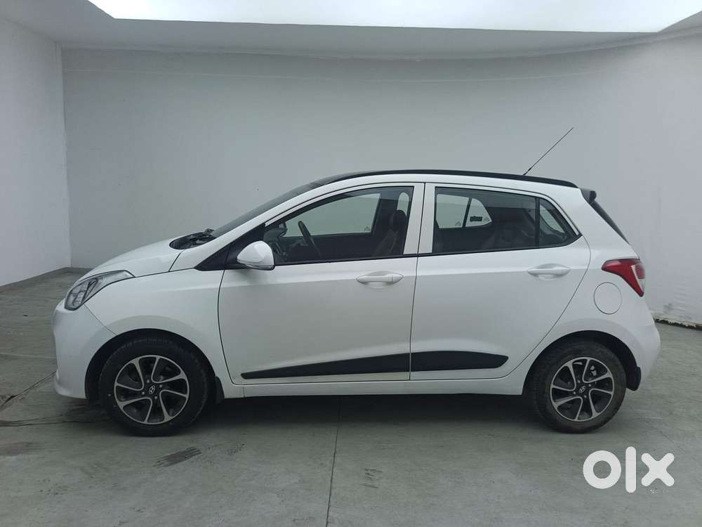 Hyundai Grand I10 1.2 Kappa Sportz Option At, 2017, Petrol