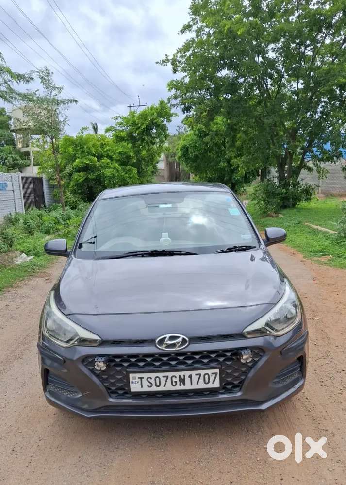 Hyundai I20 Magna Executive Vtvt Model 2018 Dec Neat N Well Maintained