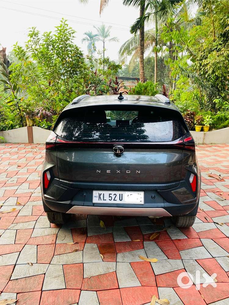 Tata Nexon Full Option Petrol Manual 2024 With Sunroof
