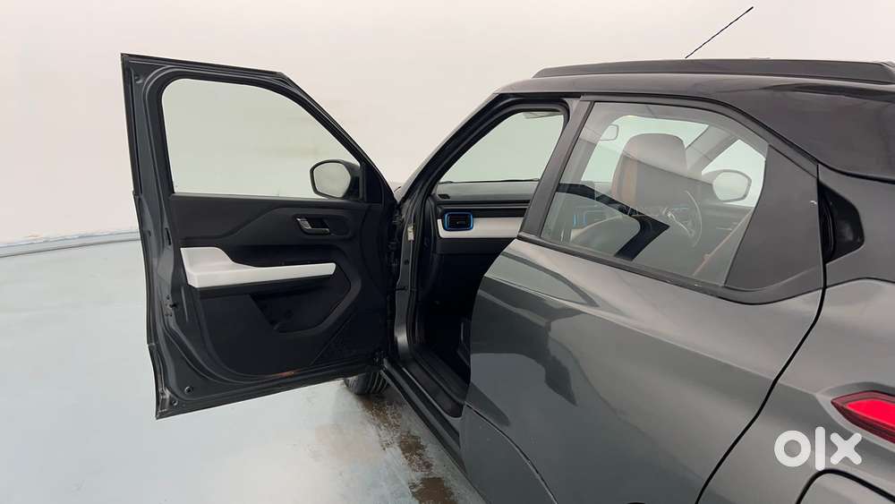 Tata Punch 1.2 Revotron Creative Dual Tone, 2021, Petrol
