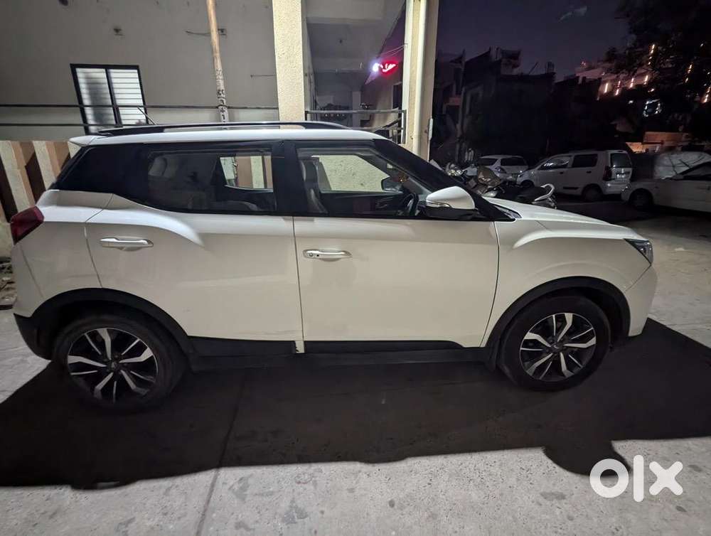 Mahindra Petrol Car 2020