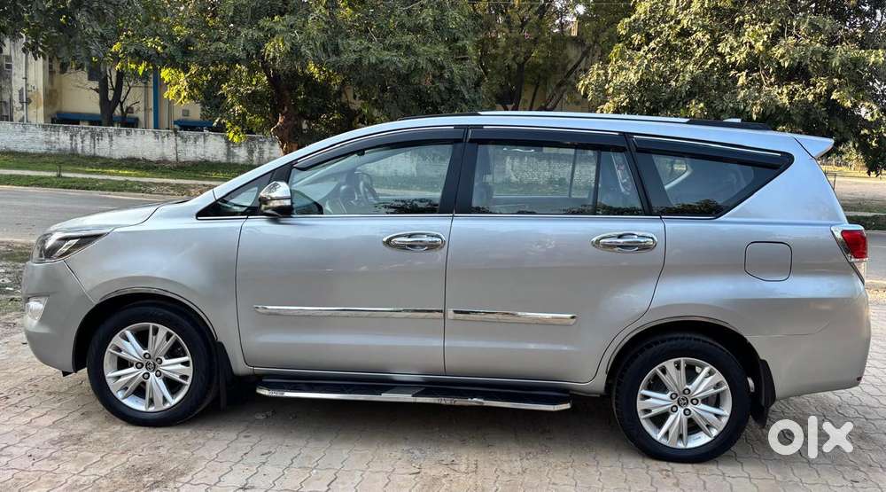 Toyota Innova Crysta 2.4 Z 7 Str, 2016, Diesel