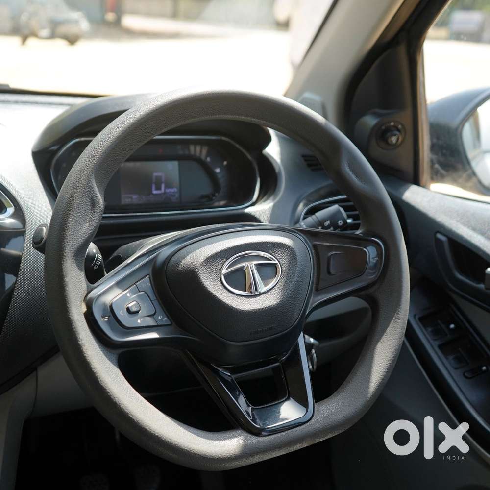 Tata Tiago 1.2 Revotron Xt (o), 2022, Petrol
