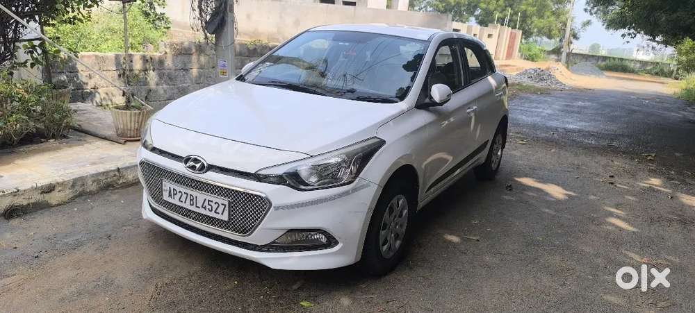 Hyundai I20 2017 Petrol 63000 Km Driven