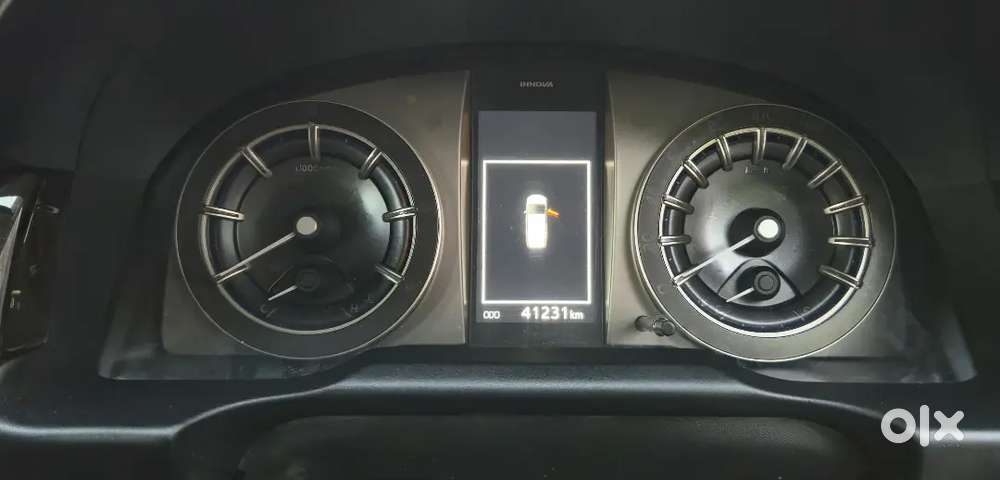 Toyota Innova Crysta 2021