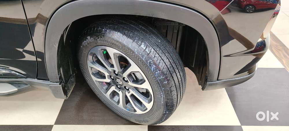 Maruti Suzuki Grand Vitara Smart Hybrid Alpha, 2024, Petrol