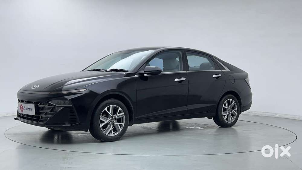 Hyundai Verna 1.5 Sx (o) Petrol Mt, 2023, Petrol