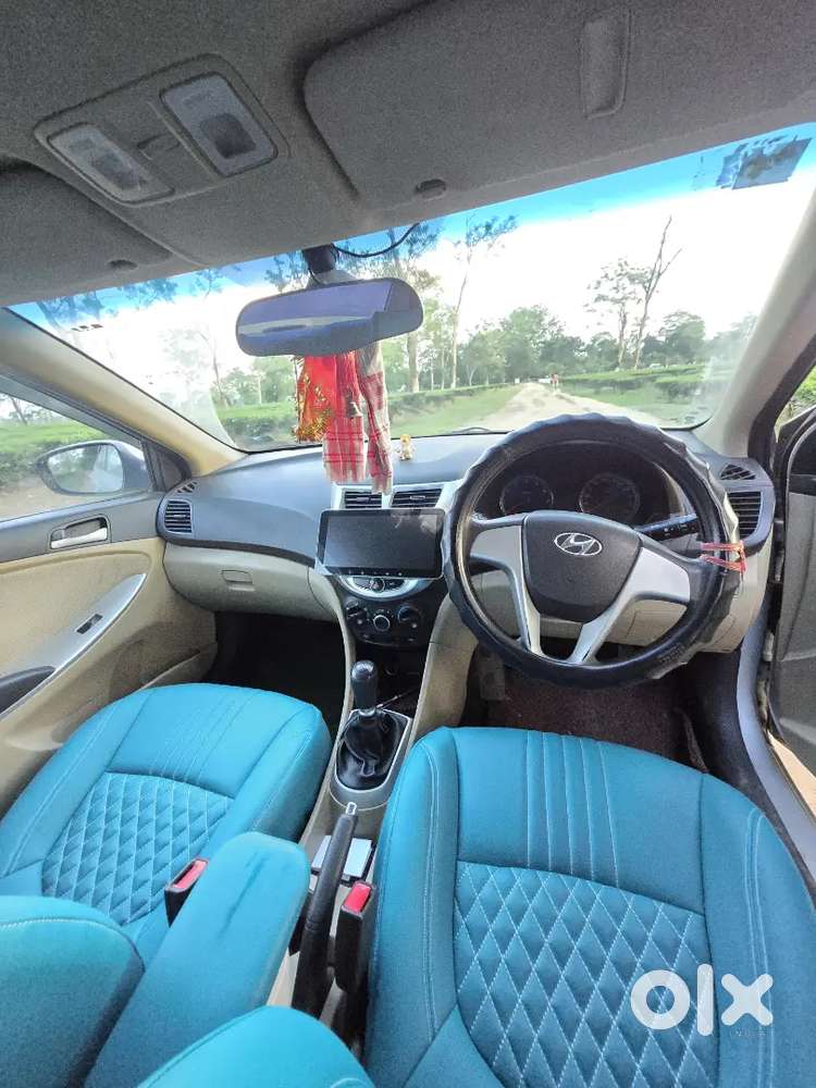 Hyundai Verna Fluidic 2011 Petrol Manual