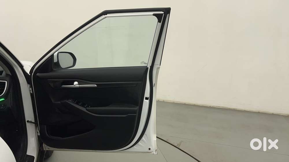 Kia Seltos 1.5 Htk+, 2022, Petrol