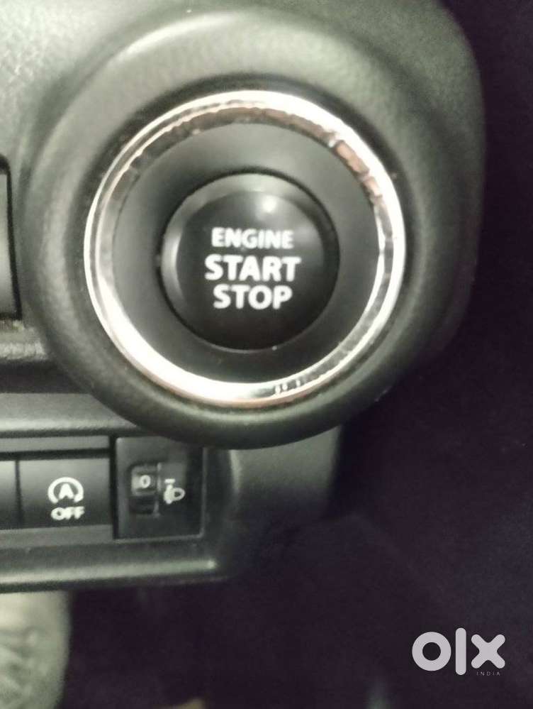 Maruti Suzuki Swift Vxi Optional, 2025, Petrol