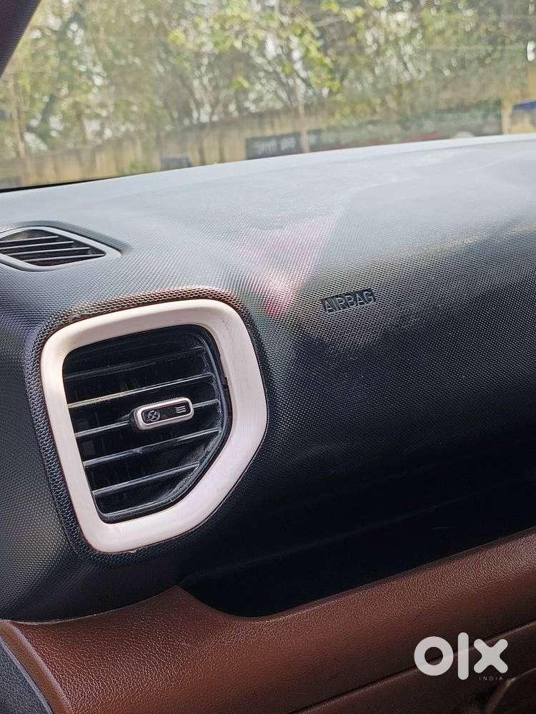 Hyundai Venue S 1.2 Petrol, 2019, Petrol