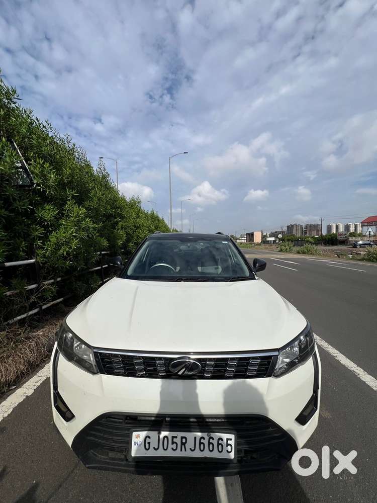 Xuv/300 W6