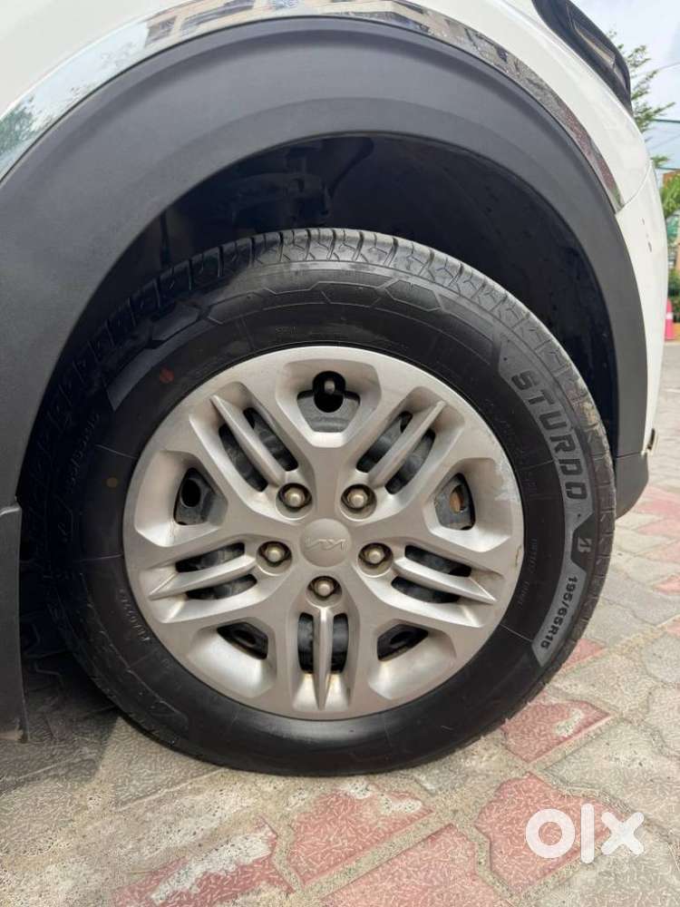 Kia Carens 1.4 Prestige 7 Str, 2024, Petrol