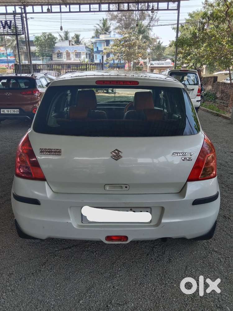 Maruti Suzuki Swift Vxi Optional, 2010, Petrol