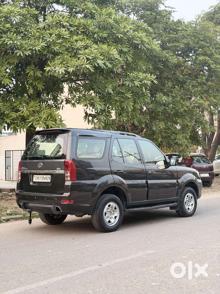 Tata Safari Storme 2012-2015 Explorer Edition, 2014, Diesel