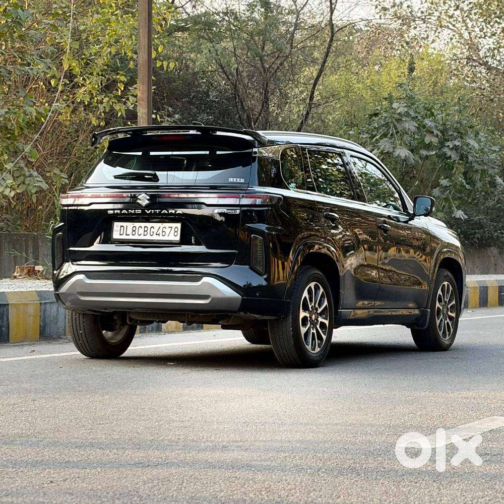 Maruti Suzuki Grand Vitara 1.5 Alpha Plus Intelligent Hybrid Ecvt, 2..
